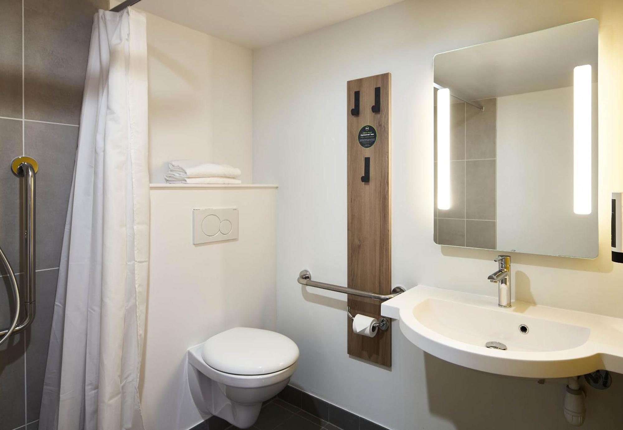 B&B Hotel Bois D'Arcy Saint Quentin En Yvelines エクステリア 写真